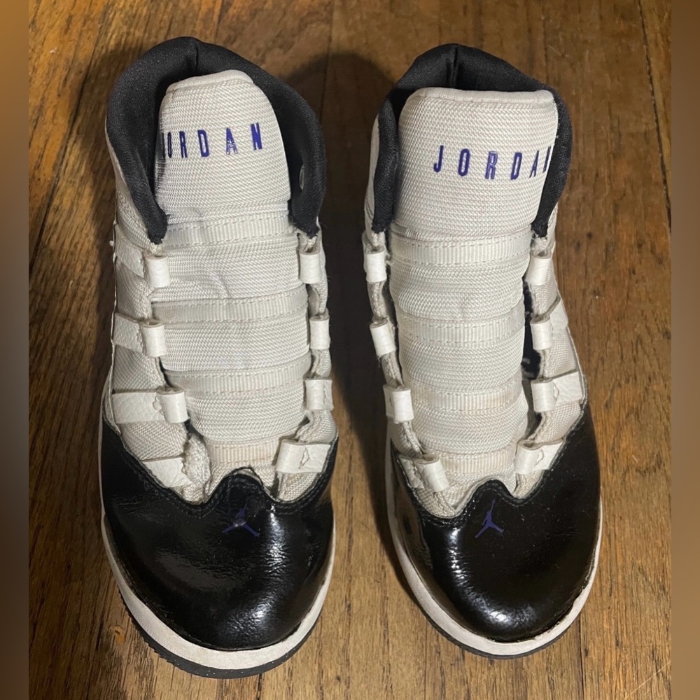 Jordan Hightop Sneakers size 13C VY White